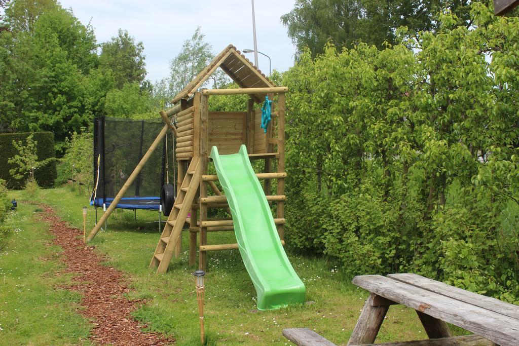 Harmelen Pipowagen/Chalet De Oude Rijn Bed & Breakfast エクステリア 写真