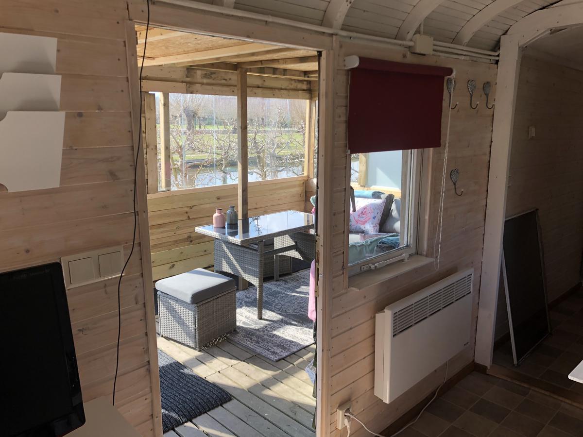 Harmelen Pipowagen/Chalet De Oude Rijn Bed & Breakfast エクステリア 写真